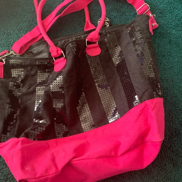 Victoria’s Secret bag - Picture 2 of 2